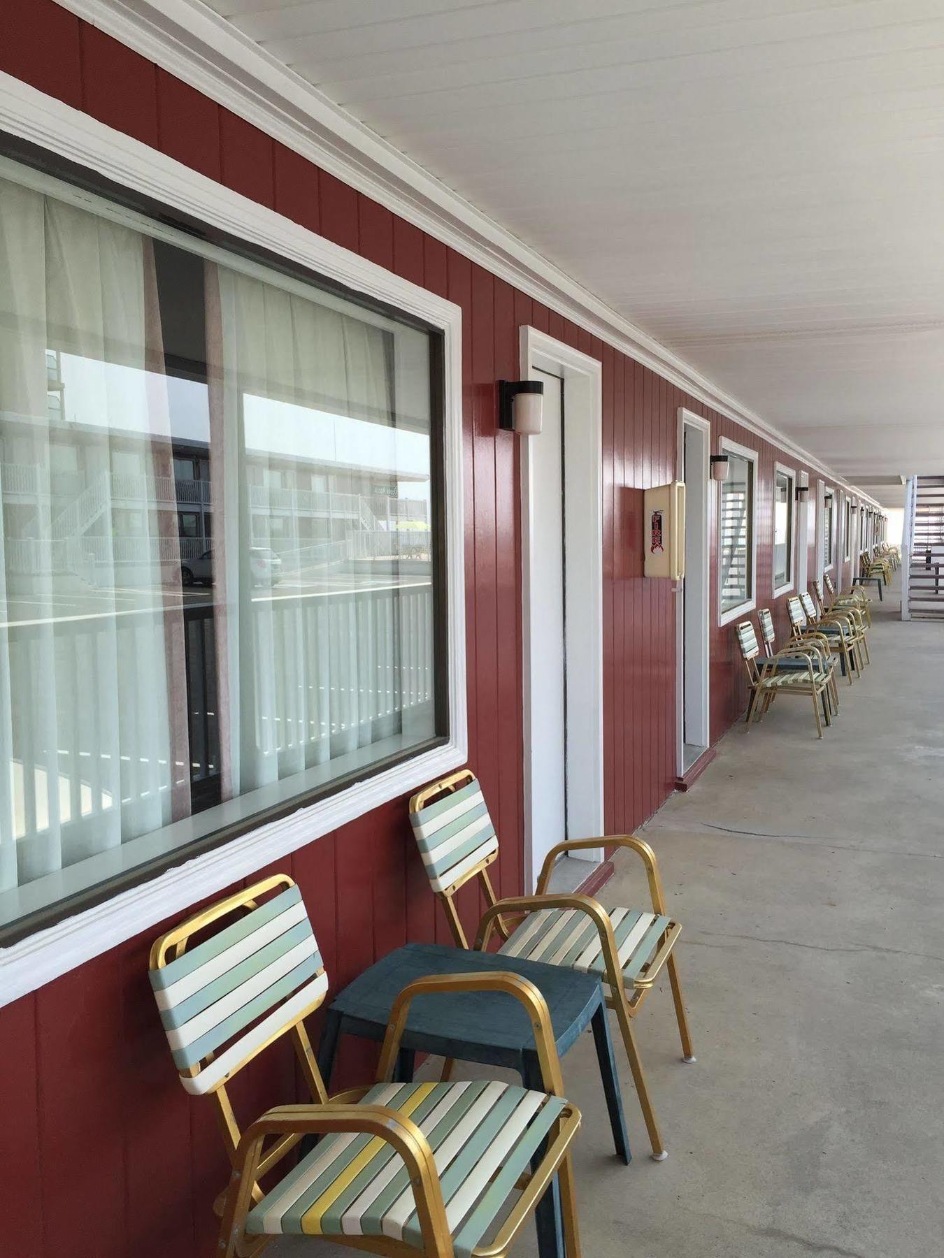 אושן סיטי Fish Tales Boardwalk Inn & Ocean Mecca Motel מראה חיצוני תמונה