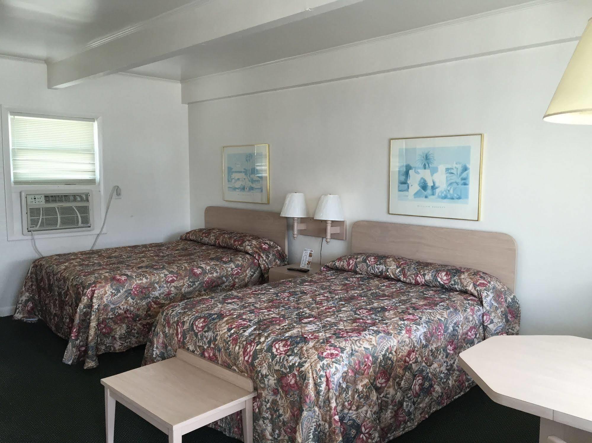 אושן סיטי Fish Tales Boardwalk Inn & Ocean Mecca Motel מראה חיצוני תמונה