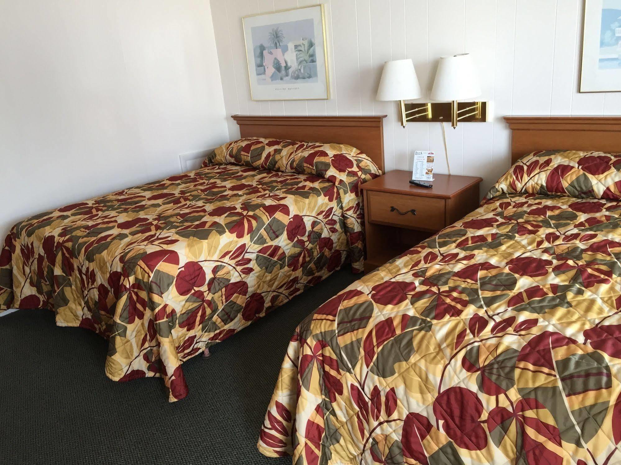 אושן סיטי Fish Tales Boardwalk Inn & Ocean Mecca Motel מראה חיצוני תמונה